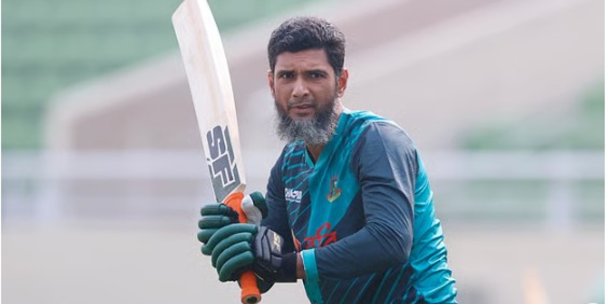 বিসিবির আমন্ত্রণে মাহমুদউল্লাহর ‘না’
