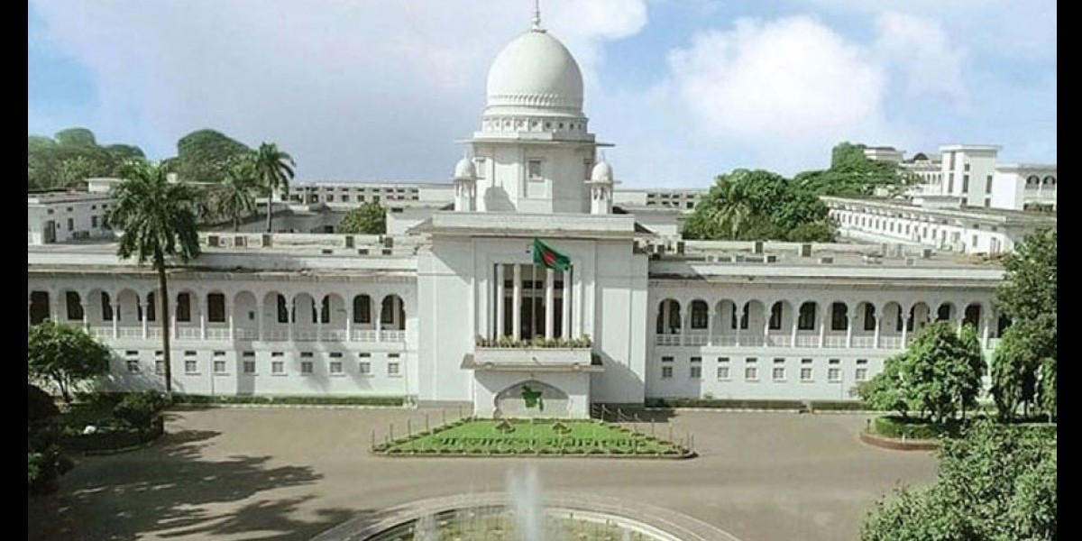 উত্তরায় বিমান বিধ্বস্ত: দুপুরের পর বন্ধ থাকবে হাইকোর্টের বিচারকাজ