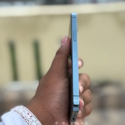 Apple iPho Profile Picture